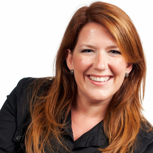 Sara Hunter Photo 25