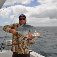 Derrick Davies Photo 14