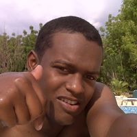 Robin Vasquez Photo 16