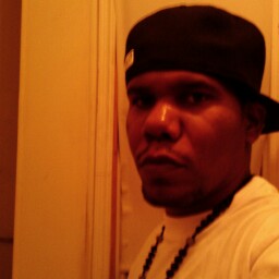 Julian Cole Photo 20