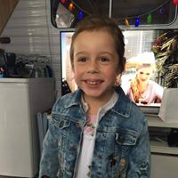 Geraldine Tucker Photo 5