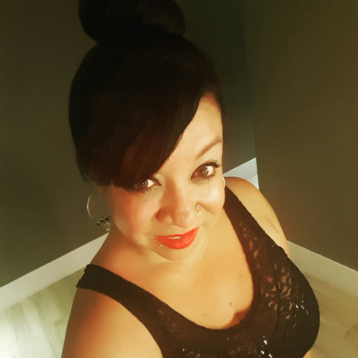 Denise Sanchez Photo 12