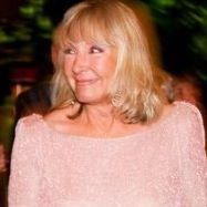 Christine Rhoades Photo 12