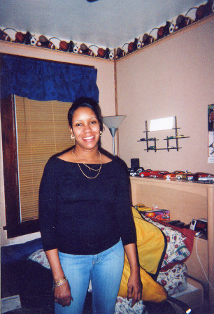 Renee Russell Photo 18