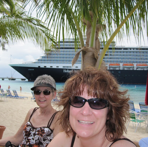 Cindy West Photo 21