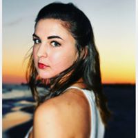 Sara Clayton Photo 40