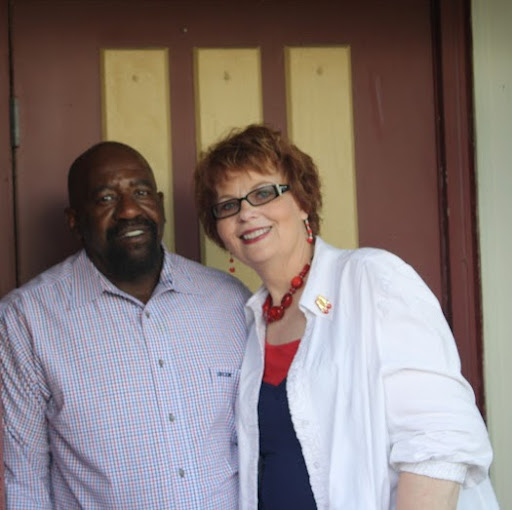 Karen Luckett Photo 8