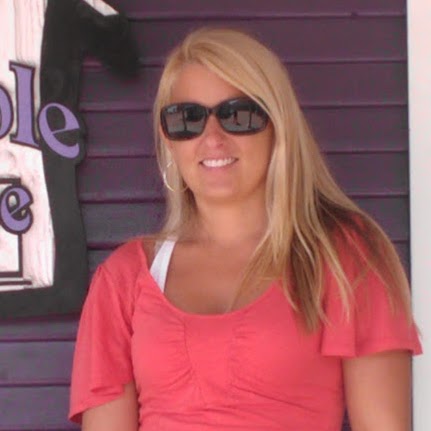 Lindsay Spencer Photo 15
