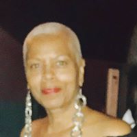 Joy Owens Photo 39