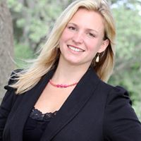 Meredith Evans Photo 30