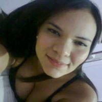 Deborah Oliveira Photo 16