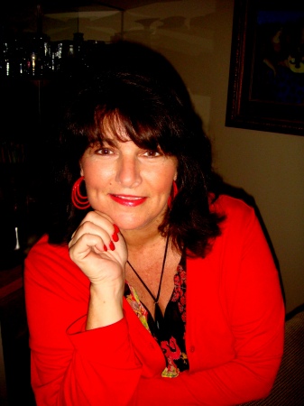 April Mills Photo 32