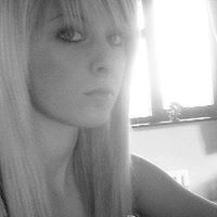 Anna Hannan Photo 10