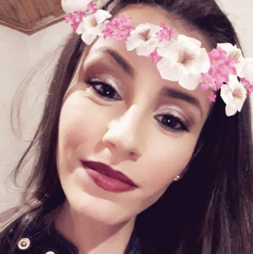 Julia Valle Photo 23