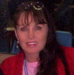 Julie Shultz Photo 24