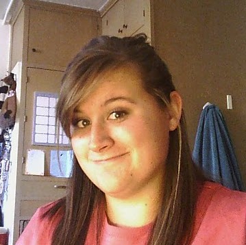 Katie Callaghan Photo 14