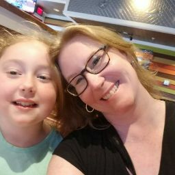 Michele Powers Photo 13