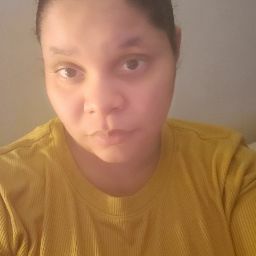 Reyna Gomez Photo 29