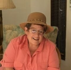 Julie Jones Photo 19