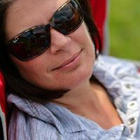 Catherine Cox Photo 14