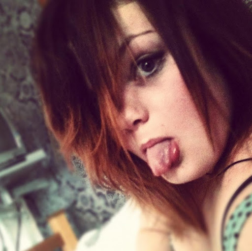 Ruthie James Photo 2