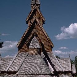 Angela Holbrook Photo 29