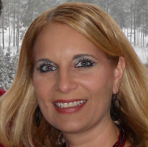 Dana Hull Photo 34