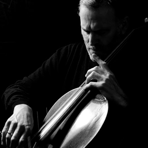 Richard Aaron Photo 12