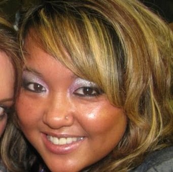 Elizabeth Dang Photo 13