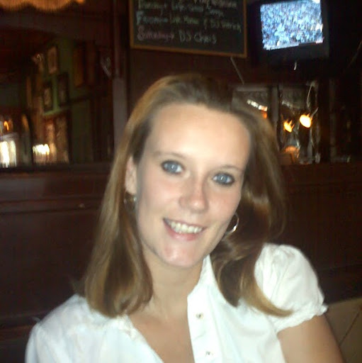 Cynthia Neal Photo 9
