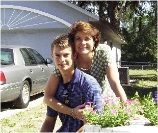 Terri Vaughan Photo 17