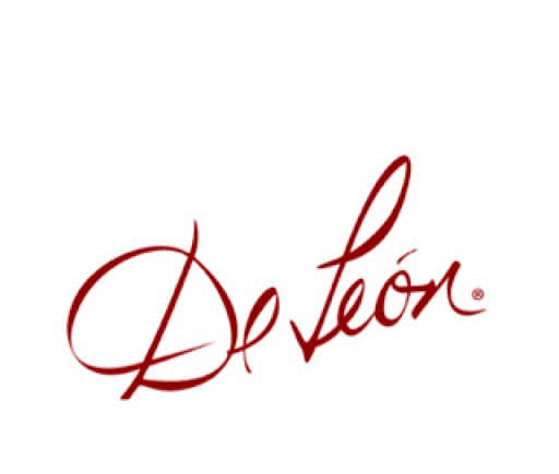 Julia Deleon Photo 5