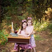 Laura Wester Photo 9