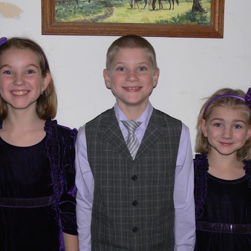 Annette Miles Photo 17