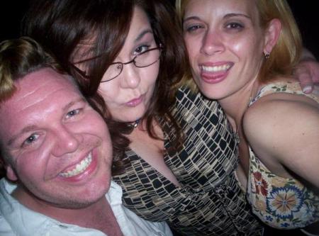 Angela Cummings Photo 27