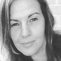 Denise Herrera Photo 12