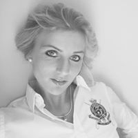 Jana Laurie Photo 10