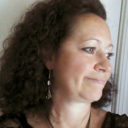 Joanne Taylor Photo 12