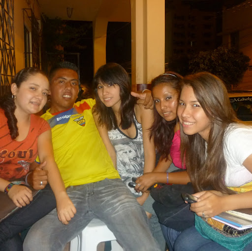 Andres Alonzo Photo 7