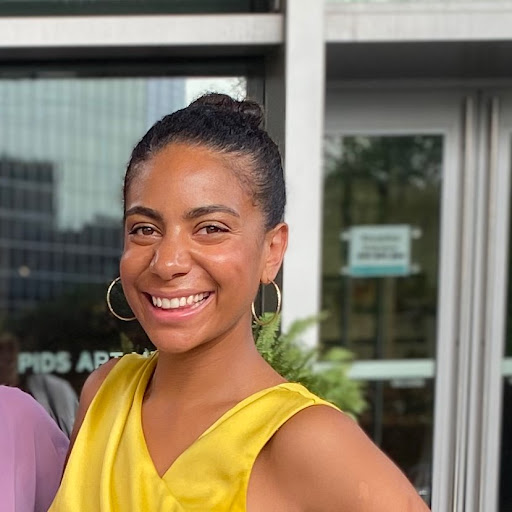 Alyssa Reese Photo 2