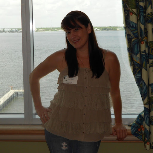 Annette Cabrera Photo 20