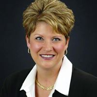 Michelle Yost Photo 17