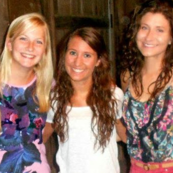 Emily Barth Photo 12