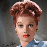Laura Bell Photo 13