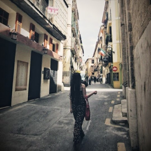 Rong Huang Photo 36