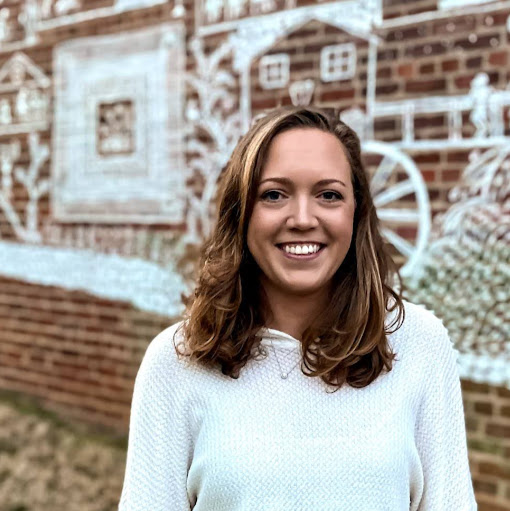 Samantha Hines Photo 19