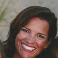 Elizabeth Gordon Photo 10