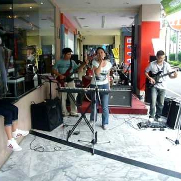 Steve Lin Photo 31