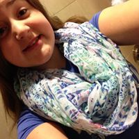 Holly Loyd Photo 5