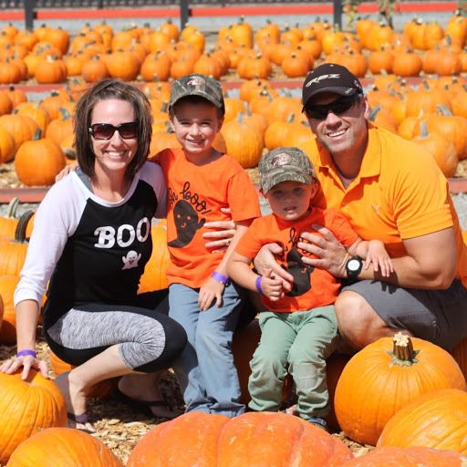 Melinda Adams Photo 7